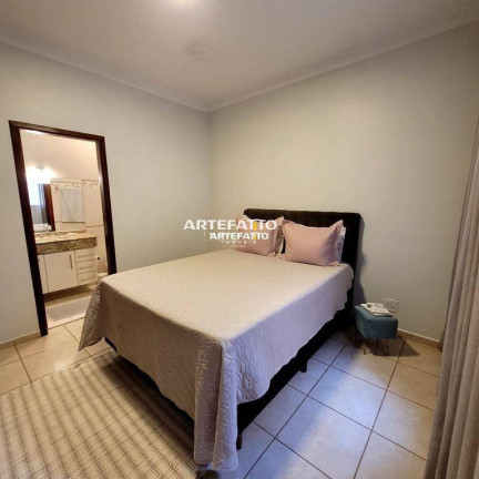 Imagem Casa com 3 Quartos à Venda, 116 m²
