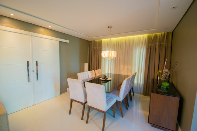 Imagem Casa com 4 Quartos à Venda, 390 m² em Abranches - Curitiba Imagem Casa com 4 Quartos à Venda, 390 m² em Abranches - Curitiba