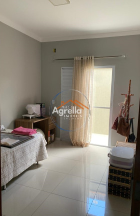 Imagem Casa com 3 Quartos à Venda, 182 m² em Parque Jardim Murayama - Mogi Mirim Imagem Casa com 3 Quartos à Venda, 182 m² em Parque Jardim Murayama - Mogi Mirim