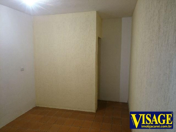 Imagem Sobrado com 2 Quartos à Venda,  em Jd. Emilia - Jacareí
