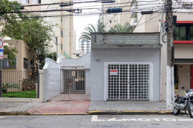 Imagem Casa com 2 Quartos à Venda, 140 m² em Indianópolis - São Paulo