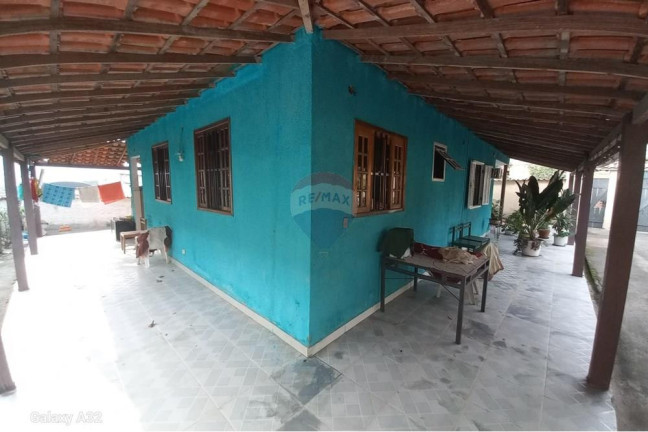 Imagem Casa com 3 Quartos à Venda, 450 m² em Retiro São Joaquim - Itaboraí