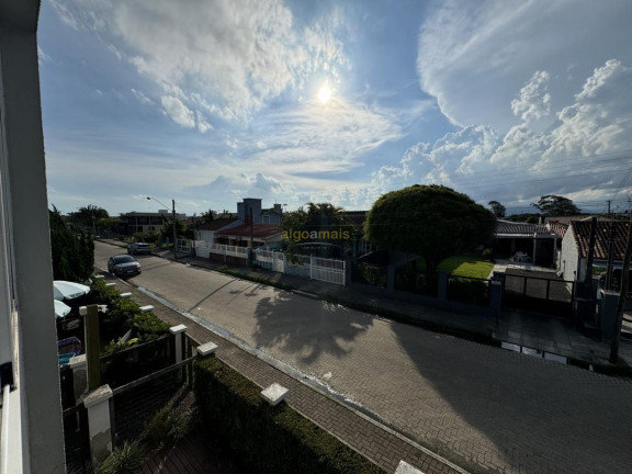 Imagem Imóvel com 3 Quartos à Venda, 125 m² em Centro - Xangri-lá