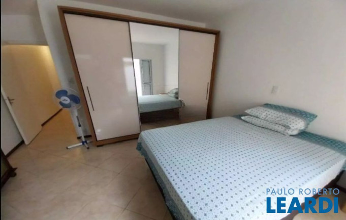Imagem Casa com 3 Quartos à Venda, 189 m² em Jardim Do Estádio - Santo André Imagem Casa com 3 Quartos à Venda, 189 m² em Jardim Do Estádio - Santo André