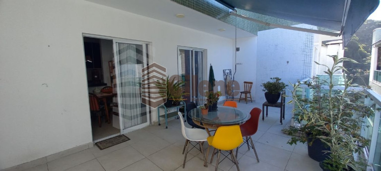 Imagem Cobertura com 3 Quartos à Venda, 120 m² em Praia Grande - Ubatuba