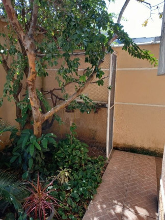 Imagem Casa com 2 Quartos à Venda, 200 m² em Cosmos - Rio De Janeiro Imagem Casa com 2 Quartos à Venda, 200 m² em Cosmos - Rio De Janeiro
