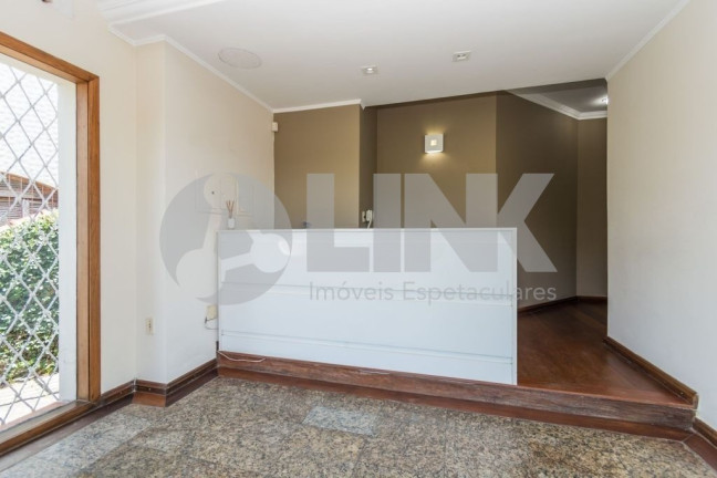 Imagem Sobrado com 5 Quartos à Venda, 365 m² em Petrópolis - Porto Alegre