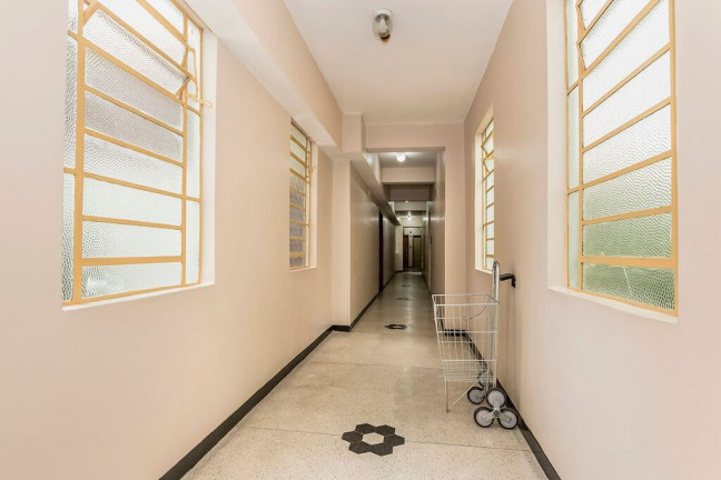 Imagem Apartamento com 2 Quartos à Venda, 77 m² em Santana - Porto Alegre