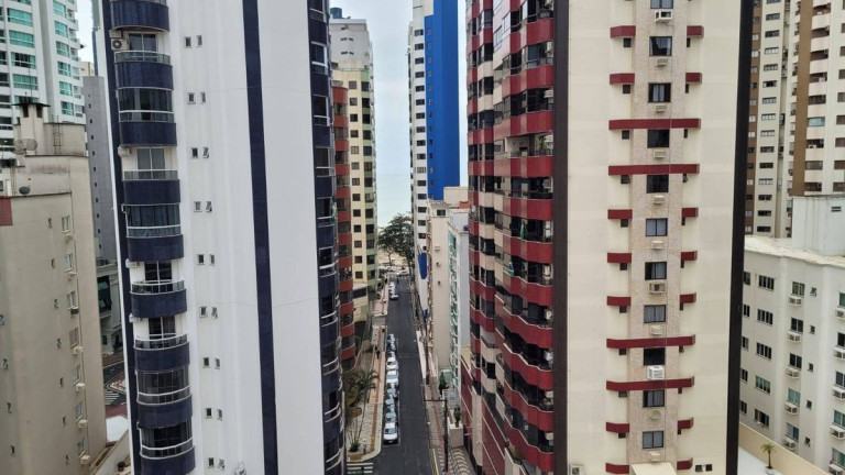 Apartamento com 1 Quarto à Venda, 69 m² em Centro - Balneário Camboriú