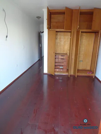 Imagem Sobrado com 3 Quartos à Venda, 198 m² em Vila Campesina - Osasco
