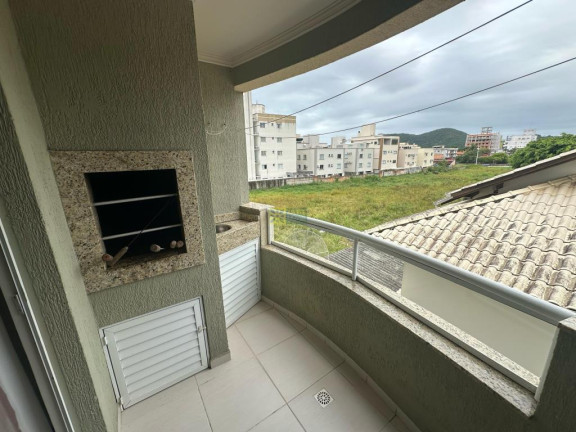 Imagem Apartamento com 2 Quartos para Alugar, 70 m² em Bombas - Bombinhas Imagem Apartamento com 2 Quartos para Alugar, 70 m² em Bombas - Bombinhas