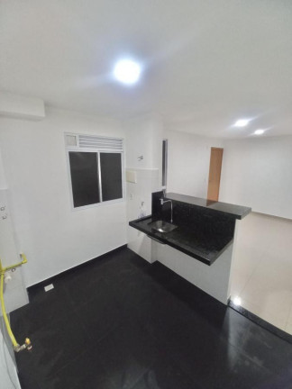 Imagem Apartamento com 2 Quartos à Venda, 43 m² em Pinheirinho - Curitiba