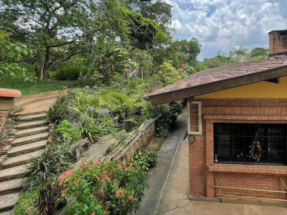 Imagem Casa com 3 Quartos à Venda, 340 m² em Granja Viana - Cotia