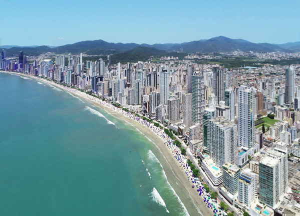 Imagem Apartamento com 4 Quartos à Venda, 169 m² em Centro - Balneário Camboriú Imagem Apartamento com 4 Quartos à Venda, 169 m² em Centro - Balneário Camboriú