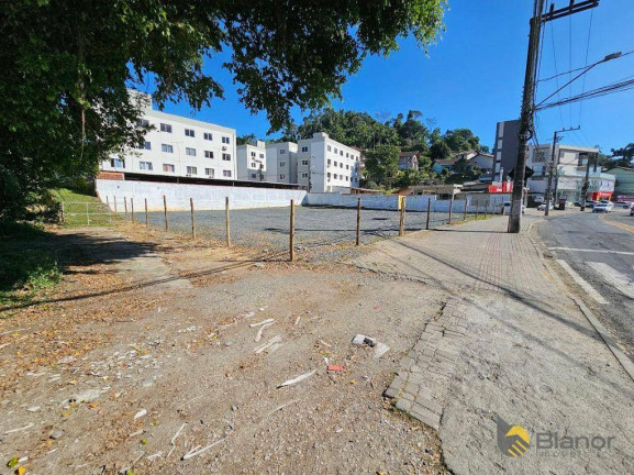Imagem Terreno à Venda, 861 m² em Escola Agrícola - Blumenau Imagem Terreno à Venda, 861 m² em Escola Agrícola - Blumenau