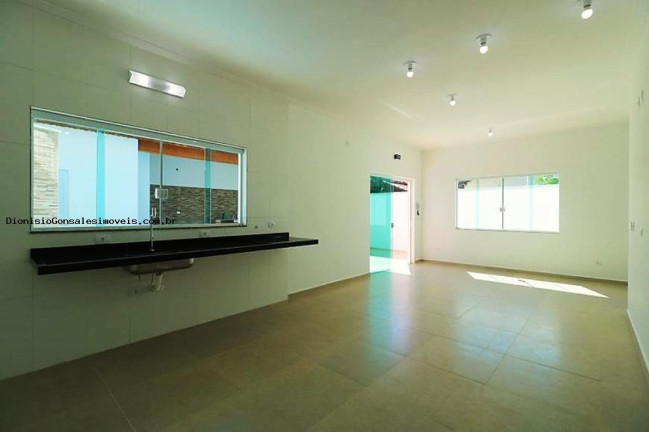 Imagem Casa com 4 Quartos à Venda, 320 m² em Pampas - Peruíbe