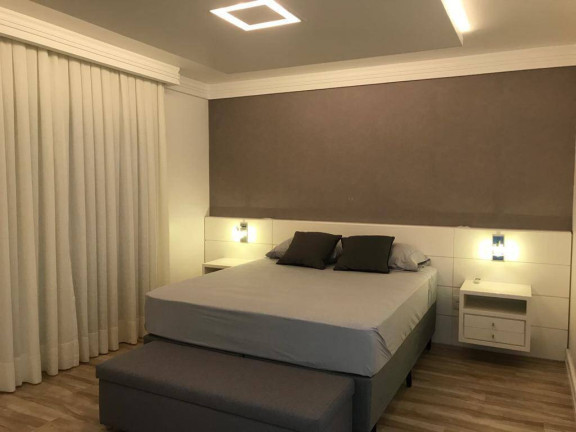 Imagem Casa com 4 Quartos para Temporada, 450 m² em Jurerê - Florianópolis
