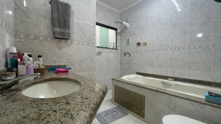 Imagem Imóvel com 3 Quartos à Venda, 240 m² em água Fria - São Paulo Imagem Imóvel com 3 Quartos à Venda, 240 m² em água Fria - São Paulo