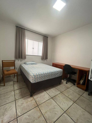 Imagem Casa com 4 Quartos à Venda, 300 m² em Cidade Jardim - Goiânia Imagem Casa com 4 Quartos à Venda, 300 m² em Cidade Jardim - Goiânia