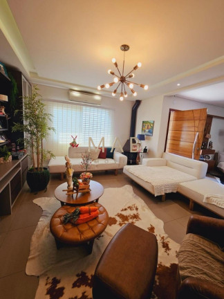 Imagem Casa com 3 Quartos à Venda, 228 m² em Ingleses Do Rio Vermelho - Florianópolis Imagem Casa com 3 Quartos à Venda, 228 m² em Ingleses Do Rio Vermelho - Florianópolis