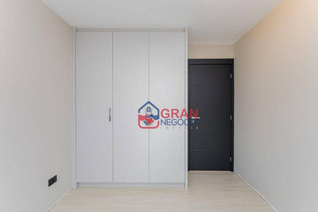 Imagem Casa com 3 Quartos à Venda, 172 m² em Santa Felicidade - Curitiba