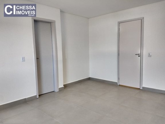 Imagem Sobrado com 2 Quartos à Venda ou Locação, 200 m² em Espinheiros - Itajaí