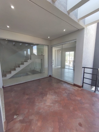 Imagem Sobrado com 3 Quartos à Venda, 208 m² em Portais (polvilho) - Cajamar
