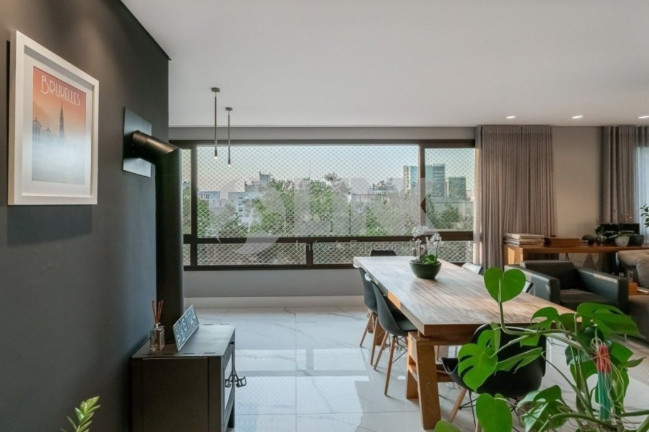 Imagem Apartamento com 3 Quartos à Venda, 139 m² em Auxiliadora - Porto Alegre Imagem Apartamento com 3 Quartos à Venda, 139 m² em Auxiliadora - Porto Alegre