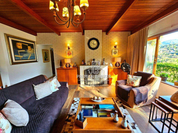 Imagem Casa com 5 Quartos à Venda, 142 m² em Parque Do Imbui - Teresópolis Imagem Casa com 5 Quartos à Venda, 142 m² em Parque Do Imbui - Teresópolis