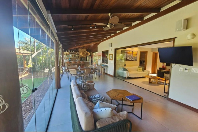 Casa de Condomínio com 4 Quartos para Alugar, 370 m² em Praia Do Forte - Mata De São João