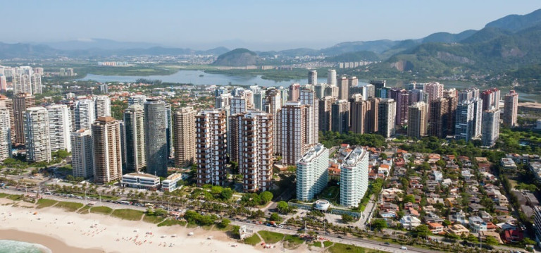 Imagem Casa de Condomínio com 4 Quartos à Venda, em Barra Da Tijuca - Rio De Janeiro Imagem Casa de Condomínio com 4 Quartos à Venda, em Barra Da Tijuca - Rio De Janeiro