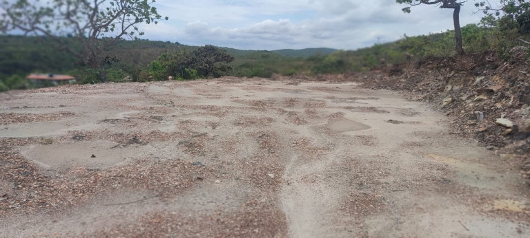 Terreno à Venda, 315 m² em Centro - Luziânia