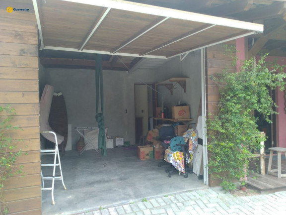 Imagem Casa com 2 Quartos à Venda, 225 m² em Rio Tavares - Florianópolis Imagem Casa com 2 Quartos à Venda, 225 m² em Rio Tavares - Florianópolis