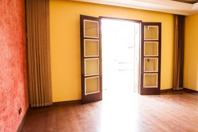 Imagem Sobrado com 3 Quartos à Venda, 290 m² em Parque Continental Ii - Guarulhos Imagem Sobrado com 3 Quartos à Venda, 290 m² em Parque Continental Ii - Guarulhos