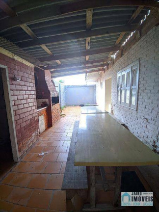 Imagem Casa com 9 Quartos à Venda, 360 m² em Centro - Balneário Pinhal Imagem Casa com 9 Quartos à Venda, 360 m² em Centro - Balneário Pinhal