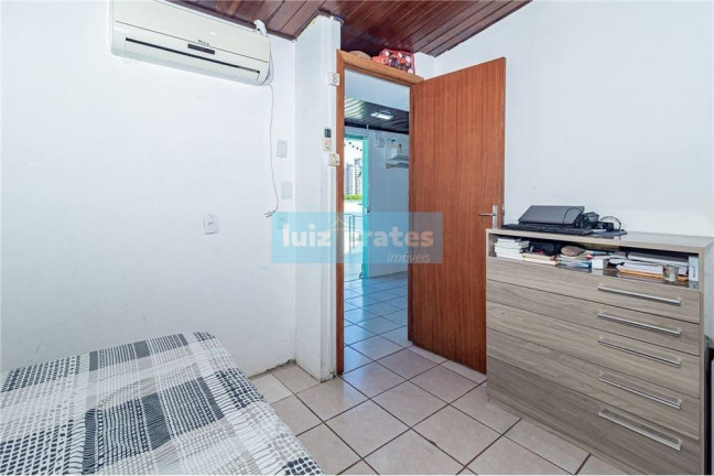 Imagem Apartamento com 1 Quarto à Venda, 124 m² em Santana - Porto Alegre