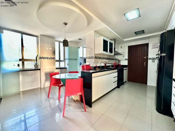 Imagem Imóvel com 4 Quartos à Venda, 184 m² em Barra - Salvador Imagem Imóvel com 4 Quartos à Venda, 184 m² em Barra - Salvador