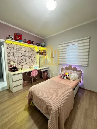 Imagem Sobrado com 3 Quartos à Venda, 160 m² em Chácaras Oliveiras - São José Dos Campos Imagem Sobrado com 3 Quartos à Venda, 160 m² em Chácaras Oliveiras - São José Dos Campos