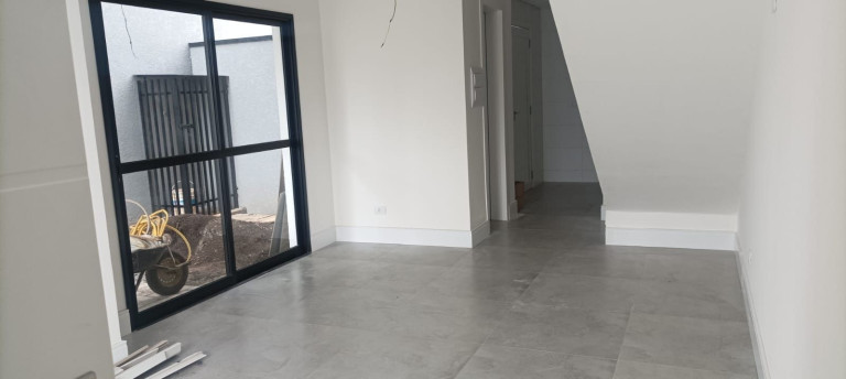 Imagem Casa com 3 Quartos à Venda, 107 m² em Xaxim - Curitiba Imagem Casa com 3 Quartos à Venda, 107 m² em Xaxim - Curitiba