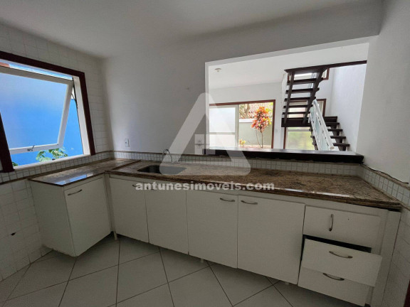 Imagem Casa com 3 Quartos à Venda, 103 m² em Palmeiras - Cabo Frio