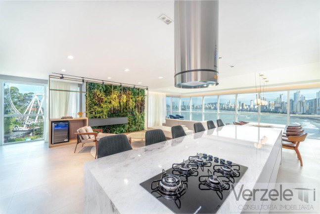 Imagem Apartamento com 4 Quartos à Venda, 282 m² em Pioneiros - Balneário Camboriú Imagem Apartamento com 4 Quartos à Venda, 282 m² em Pioneiros - Balneário Camboriú