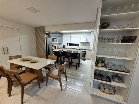 Imagem Apartamento com 3 Quartos à Venda, 115 m² em Martins - Uberlândia Imagem Apartamento com 3 Quartos à Venda, 115 m² em Martins - Uberlândia