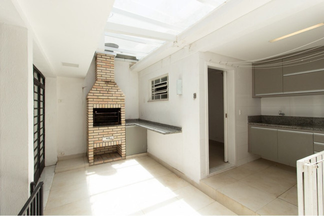 Imagem Casa com 3 Quartos à Venda,  em Moema - São Paulo