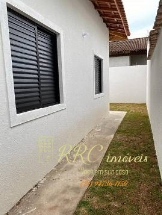 Imagem Casa com 2 Quartos à Venda, 76 m² em Indaiá - Bertioga
