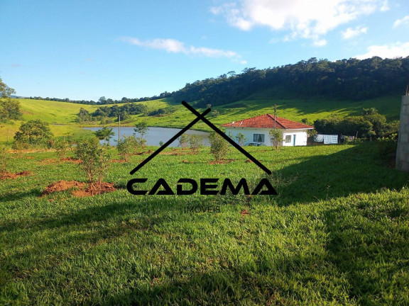 Imagem Chácara com 4 Quartos à Venda, 30 m² em Zona Rural - Monte Sião Imagem Chácara com 4 Quartos à Venda, 30 m² em Zona Rural - Monte Sião