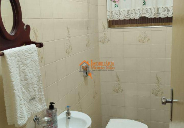 Imagem Casa com 3 Quartos à Venda, 288 m² em Vila Galvão - Guarulhos Imagem Casa com 3 Quartos à Venda, 288 m² em Vila Galvão - Guarulhos