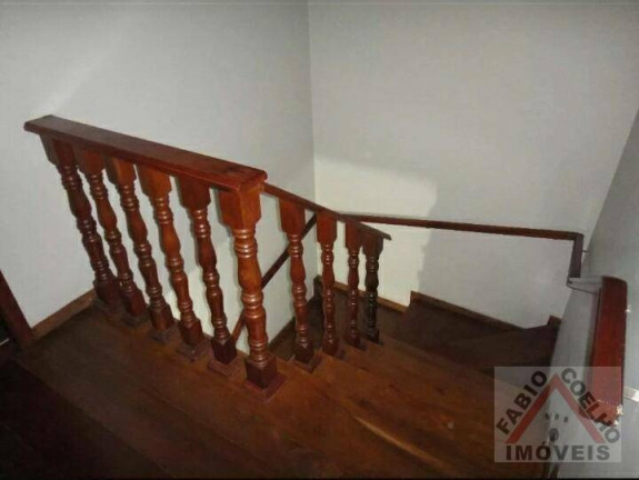 Imagem Sobrado com 4 Quartos à Venda, 244 m² em Interlagos - São Paulo Imagem Sobrado com 4 Quartos à Venda, 244 m² em Interlagos - São Paulo