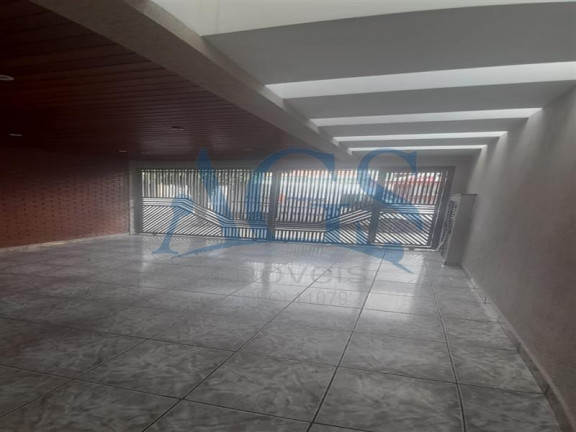 Sobrado com 3 Quartos para Alugar, 200 m² em Vila Carrão - São Paulo
