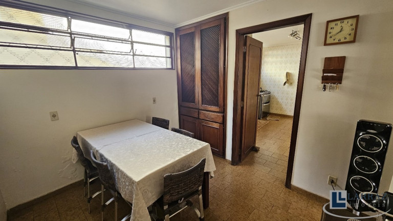 Imagem Casa com 3 Quartos à Venda, 295 m² em Jardim Sumaré - Ribeirão Preto Imagem Casa com 3 Quartos à Venda, 295 m² em Jardim Sumaré - Ribeirão Preto