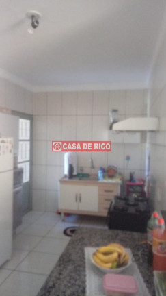 Imagem Casa com 3 Quartos à Venda, 68 m² em Vila Romana - Londrina Imagem Casa com 3 Quartos à Venda, 68 m² em Vila Romana - Londrina